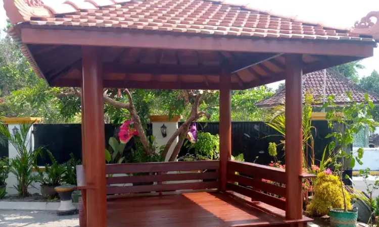 Membuat gazebo glugu, Sumber: olx.co.id